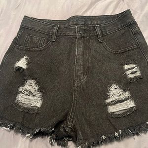 Black ripped short Jean